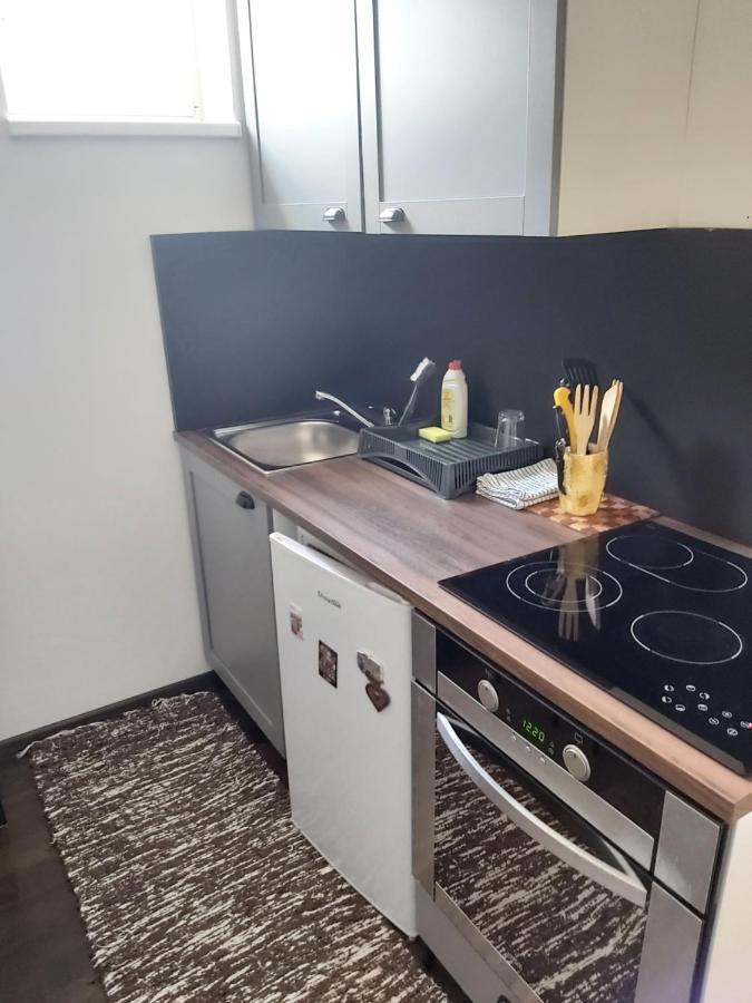 Polonia Apartman Apartment เอ็กแกร์ซาโลก ภายนอก รูปภาพ