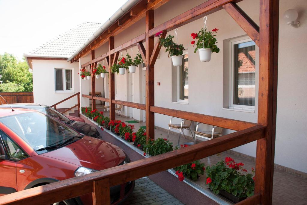 Polonia Apartman Apartment เอ็กแกร์ซาโลก ภายนอก รูปภาพ